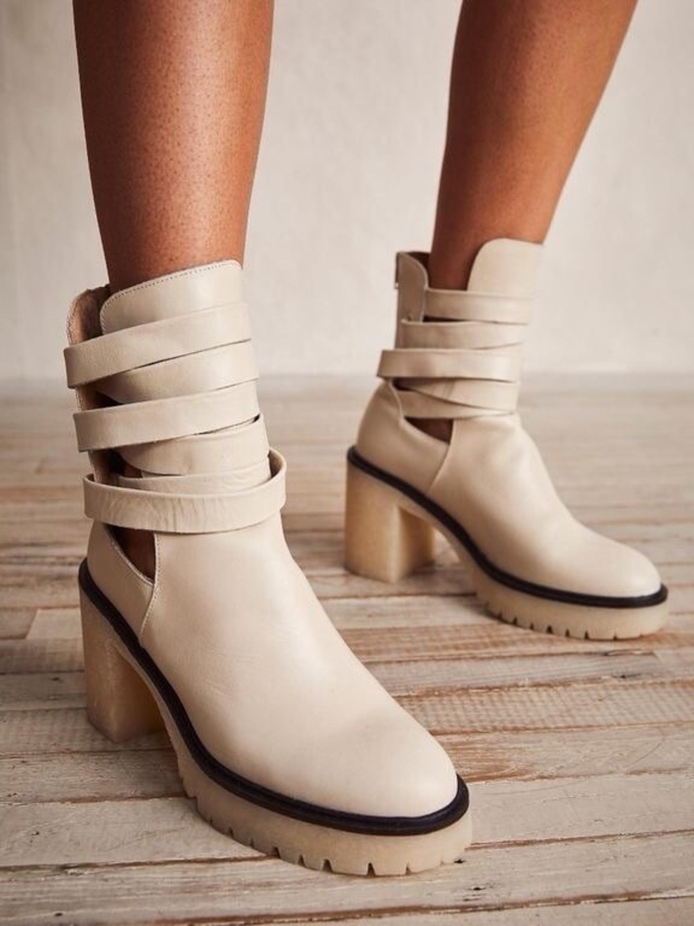 Free People Jesse Cutout platform booties in cream leather size 36.5